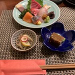 Sushi Daidokoro Uoshin - お通しとお造り