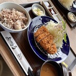 Tonkatsu Ma Mezon - 