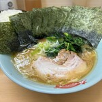 横浜ラーメン 町田家 - 