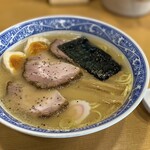 Chuukasoba Aoba - 特製中華そば(税込1,080円)が到着でーす＼(^o^)／