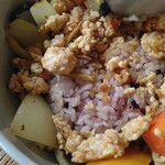 リエラカフェ&ミータイム - Rielat風お野菜ごろごろガパオBowl（玄米ご飯）