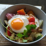 リエラカフェ&ミータイム - Rielat風お野菜ごろごろガパオBowl