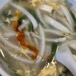 金竜中国料理店 - 酸辣湯麺