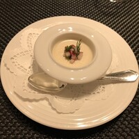 ポム・ダダン - 