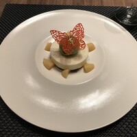 ポム・ダダン - 