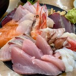 神山鮮魚店 - 刺身盛り 850円 ＋ご飯セット150円