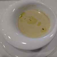 特選近江牛レストラン ティファニー - 本日のスープ（信長ねぎのポタージュ）②
