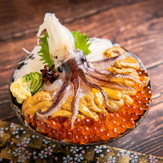 世壱屋のこだわり「うに」と魚まさのこだわり「活いか」