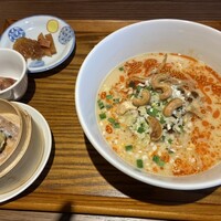 正宗広東私房菜サワダ 梅田エスト店 - 