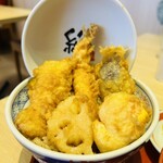 244015928 - 天丼　990円
                ご飯大盛り　150円