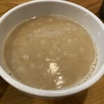 244015707 - 濃厚鶏白湯つけ麺のスープ