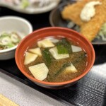 Sashimi Washoku Asahiya - 味噌汁