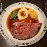 ロウリーズ・ザ・プライムリブ 恵比寿ガーデンプレイス店 - トウキョウカット