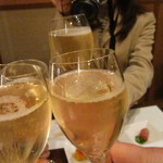 茶良ら - シャンパンでかんぱ～い！！