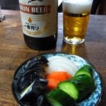 とん八 - お通し（お新香）