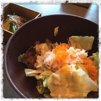 鉄板焼 摩天楼 東京スカイツリー・ソラマチ店 - ランチのカニサラダ。
                かにみその入ったドレッシング、旨い♪