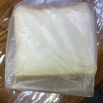 小さなパン小屋 一休 - 食パン2斤を購入