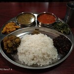 プルジャ ダイニング - 