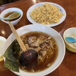 ラーメン栄華 - 