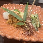 酒亭 田中 - お通し(小松菜胡麻和え・蛍烏賊スチーム・筍・鶏味噌)