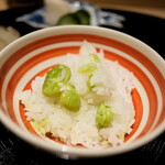 日本料理 研野 - そら豆のご飯。