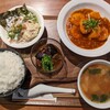 肉と中華メシ 幸 - エビチリのランチ