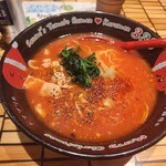 元祖トマトラーメンと元祖豆乳ラーメンと元祖トマトもつ鍋 三味 - 