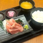 [Sun] Medium fatty tuna sashimi set meal *Large serving available