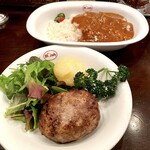 Suteki Ando Wain Jimbou - 黒毛和牛100%ハンバーグカレー　サラダ、じゃがいも付き