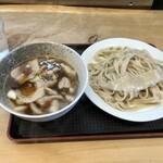 手打うどん ひら田 - 肉汁うどん　麺増量