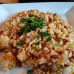 GOHAN-YA あたしんち - 大盛り納豆チャーハンプレート 1,500円(税込)。
