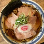 くじら食堂 - チャーシュー麺1220円