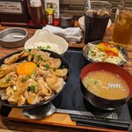 とり鉄 池袋西口店 - 