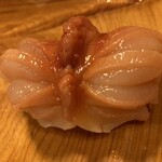 鮨処藤 - ・赤貝～小ぶりだが上物