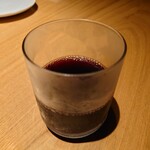 Koshitsu To Umi No Daidokoro Okoze Kariyaten - 赤ワイン