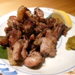 個室と海の台所 虎魚 - 親鳥の藁焼き　780円