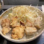 Kompei Tou - 鶏と豚の唐揚げハーフ
