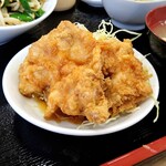 食堂 アサドラ - 唐揚げハーフ