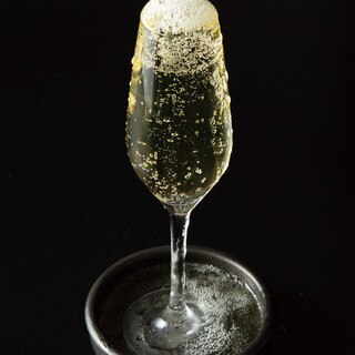 ★なみなみと注がせて頂くこぼれスパークリング★