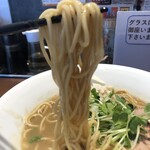 麺屋 ねむ瑠 - 濃厚、烏賊煮干し中華そば