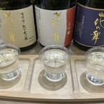 Hananomai - 純米大吟醸2・大吟醸1飲み比べ500円