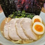 横浜ラーメン 渡来武 - 