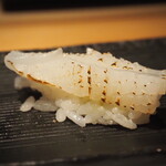 스시 로바타 키타로우즈시 도구야스지 요코초점 - 오징어