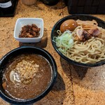 Kikuchi Hiroki - つけ麺  冷もり  醤油　1000円　トッピング 味玉 120円   ほぐしチャーシュー　100円　　　　　　　　　　　　　　　