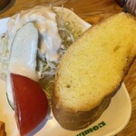 Komeda Kohi Ten - トースト＆サラダ