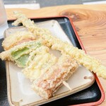 いなもく - いろいろ串、アスパラ天ともに200円
これ、どちらもおすすめですね◎