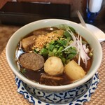 スマイル屋台555 - 牛すじ煮込みラーメン￥1,380