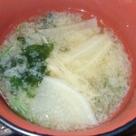 Rakushu Kitagawa - 白菜とワカメのお味噌汁