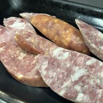 Assortment of three types of special tongue sausages 490 yen (539 yen including tax)