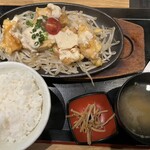 水炊き もつ鍋 鳥料理 博多 華味鳥 - 